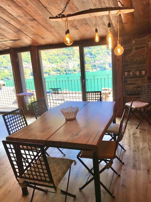 Romantic Home Stone With Amazing View Lake Of Como And Oleandra لاليو المظهر الخارجي الصورة