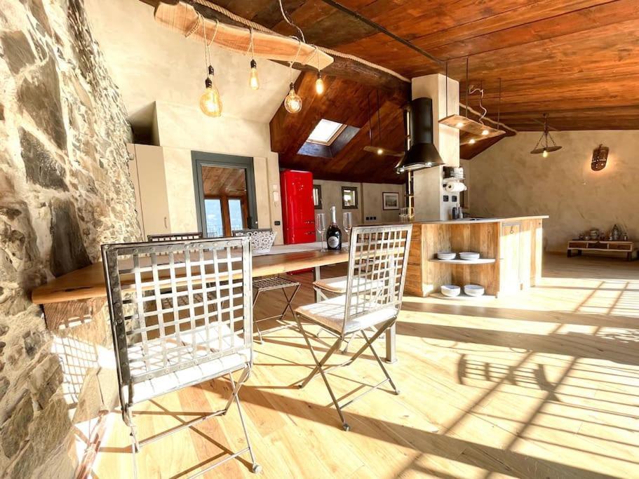 Romantic Home Stone With Amazing View Lake Of Como And Oleandra لاليو المظهر الخارجي الصورة