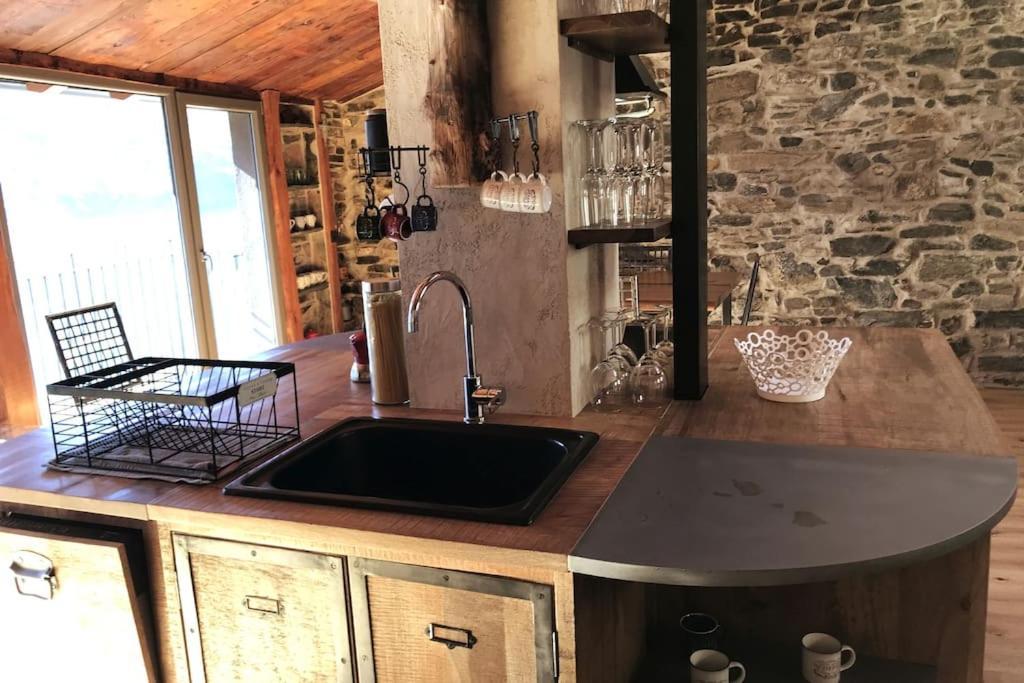 Romantic Home Stone With Amazing View Lake Of Como And Oleandra لاليو المظهر الخارجي الصورة