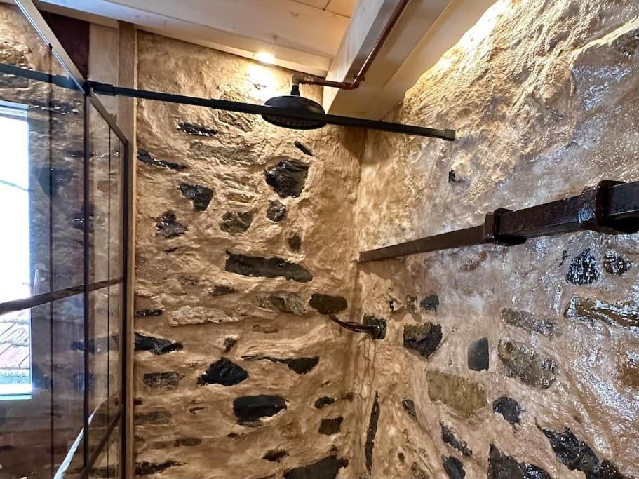 Romantic Home Stone With Amazing View Lake Of Como And Oleandra لاليو المظهر الخارجي الصورة