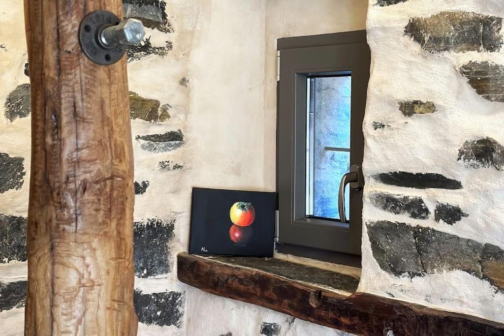 Romantic Home Stone With Amazing View Lake Of Como And Oleandra لاليو المظهر الخارجي الصورة