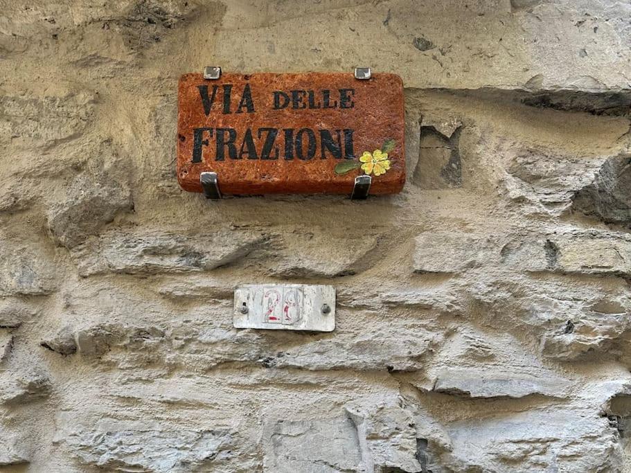 Romantic Home Stone With Amazing View Lake Of Como And Oleandra لاليو المظهر الخارجي الصورة